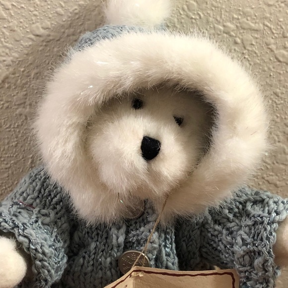 Boyd’s Bears Plush Tori Sparklefrost Bear - Picture 3 of 4